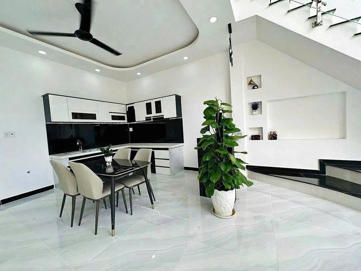 Bán nhà lửng 100m² 1 tỷ 450 Thủ Đức - Ảnh thu nhỏ 3