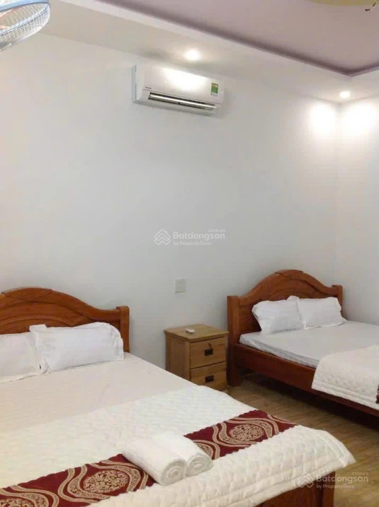 Bán khách sạn 10 phòng gần biển, cách khu du lịch Ghềnh Ráng, Quy Nhơn 100m. Kinh doanh ổn định - Ảnh 1