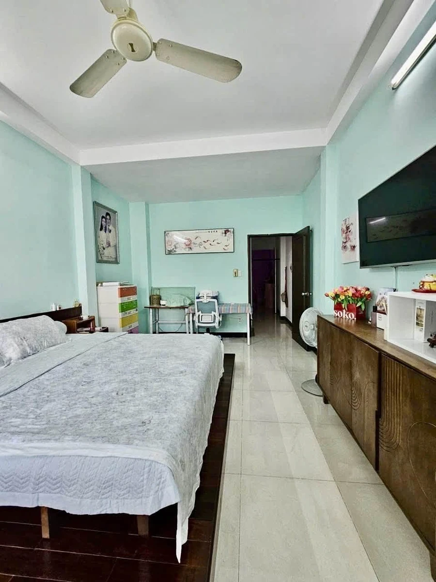 Bán nhà hẻm xe hơi 2 mặt hẻm Cao Thắng Quận 10, 52m2, 4 tầng, 13,5 tỷ - Ảnh thu nhỏ 5