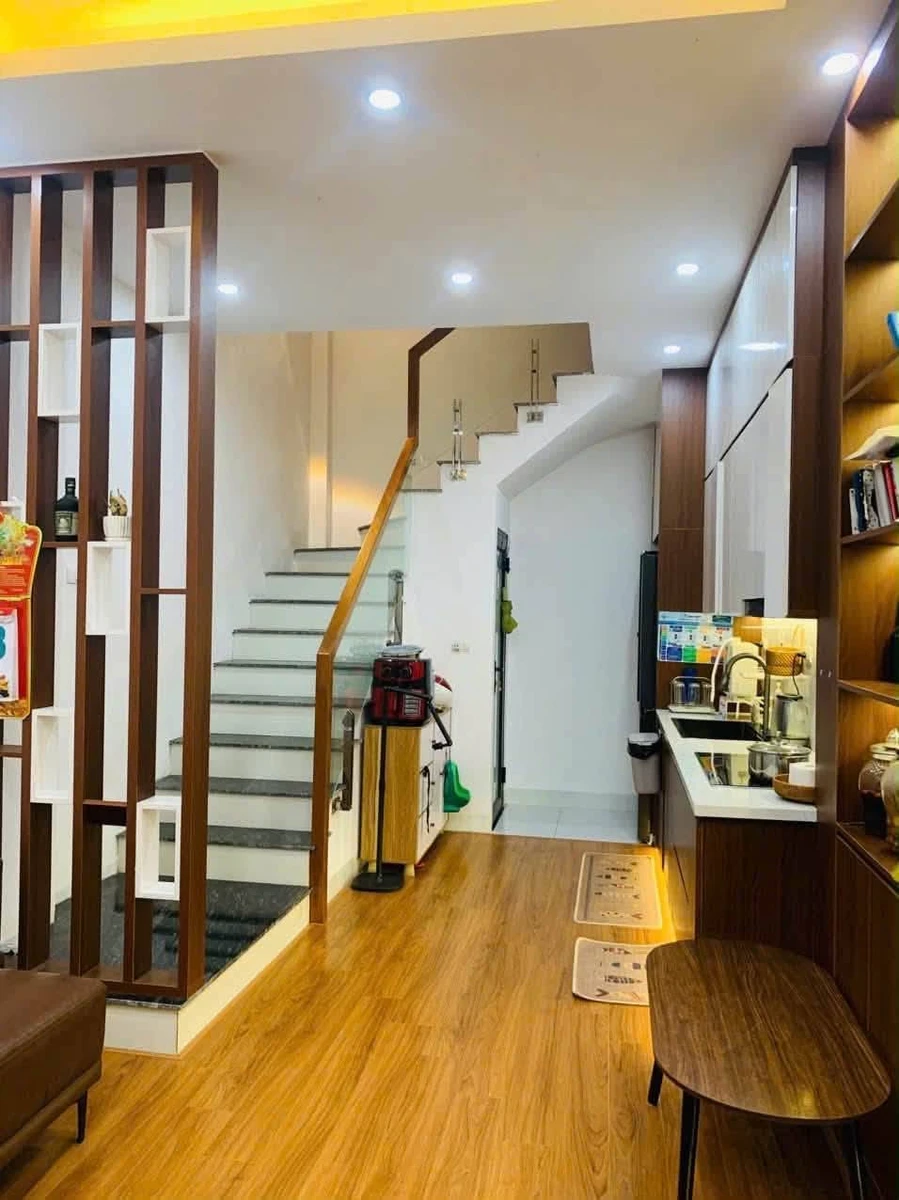Bán nhà Tây Mỗ 32m2 5 tầng 3 phòng ngủ 5,6 tỷ - Ảnh thu nhỏ 2