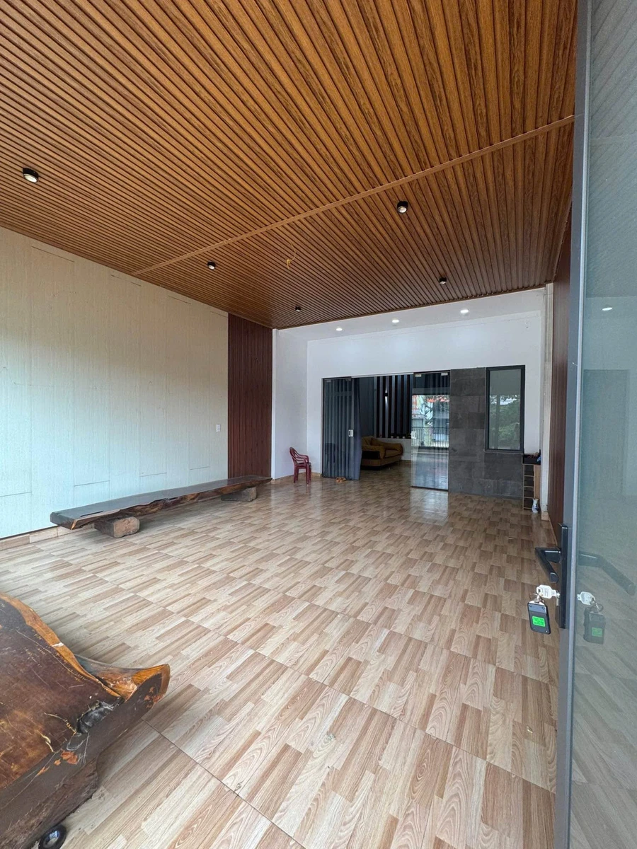 Bán nhà mặt tiền kinh doanh Quốc lộ 14 Buôn Ma Thuột, 5x22m, giá 3,5 tỷ - Ảnh thu nhỏ 2