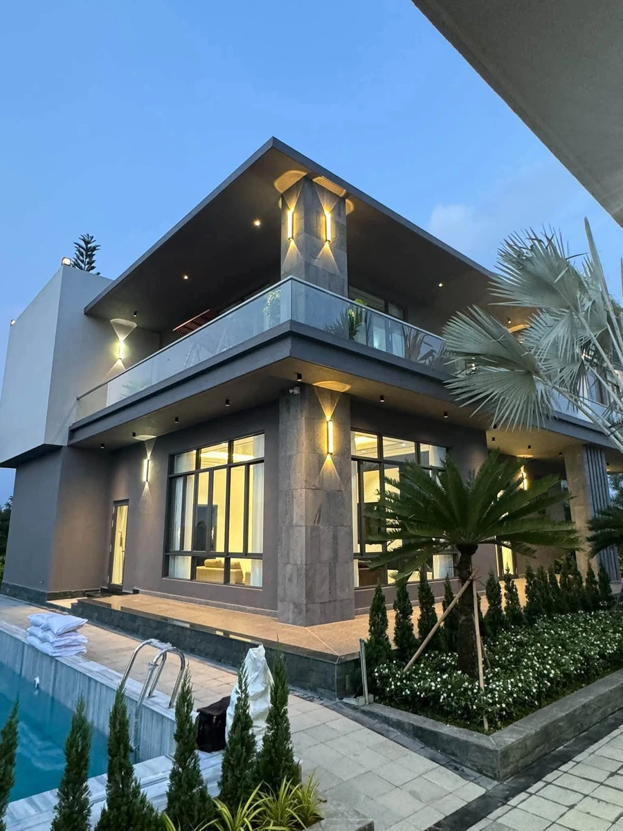 Bán biệt thự sân vườn 1.800m² Bình Chánh 28 tỷ - Ảnh 1