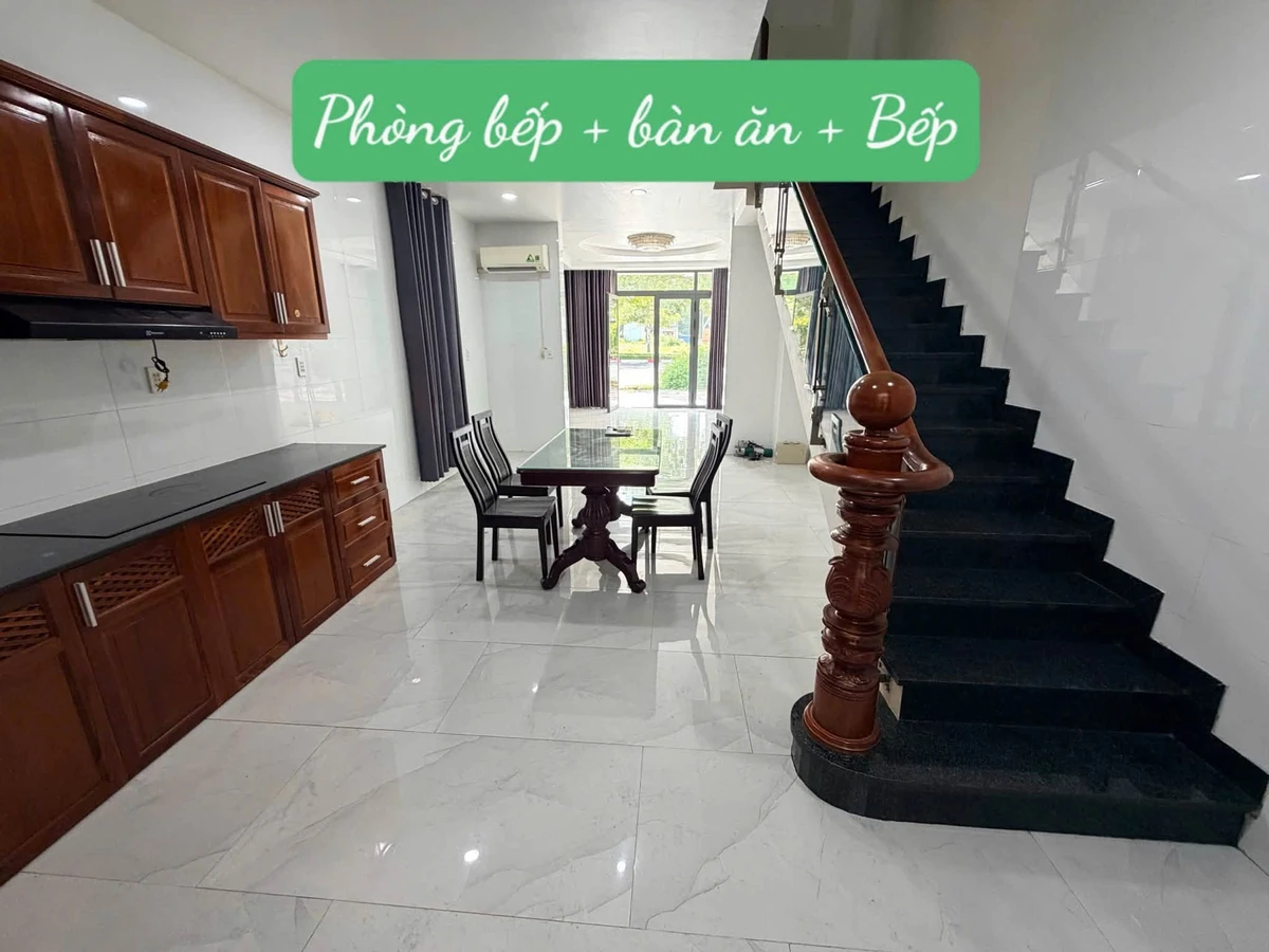 Bán nhà mặt tiền Hùng Vương Tân An 90m2, 5 phòng, 9.8 tỷ - Ảnh thu nhỏ 3