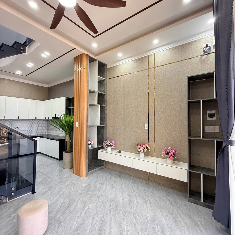 Bán nhà tân cổ điển 3PN 90m² hẻm Lý Chính Thắng Pleiku - Ảnh thu nhỏ 3
