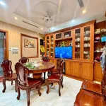 Bán nhà mặt tiền đường 32m 150m2 ngang 7.5m hầm 4 tầng 5PN gần sân bay Tân Sơn Nhất - Ảnh thu nhỏ 3