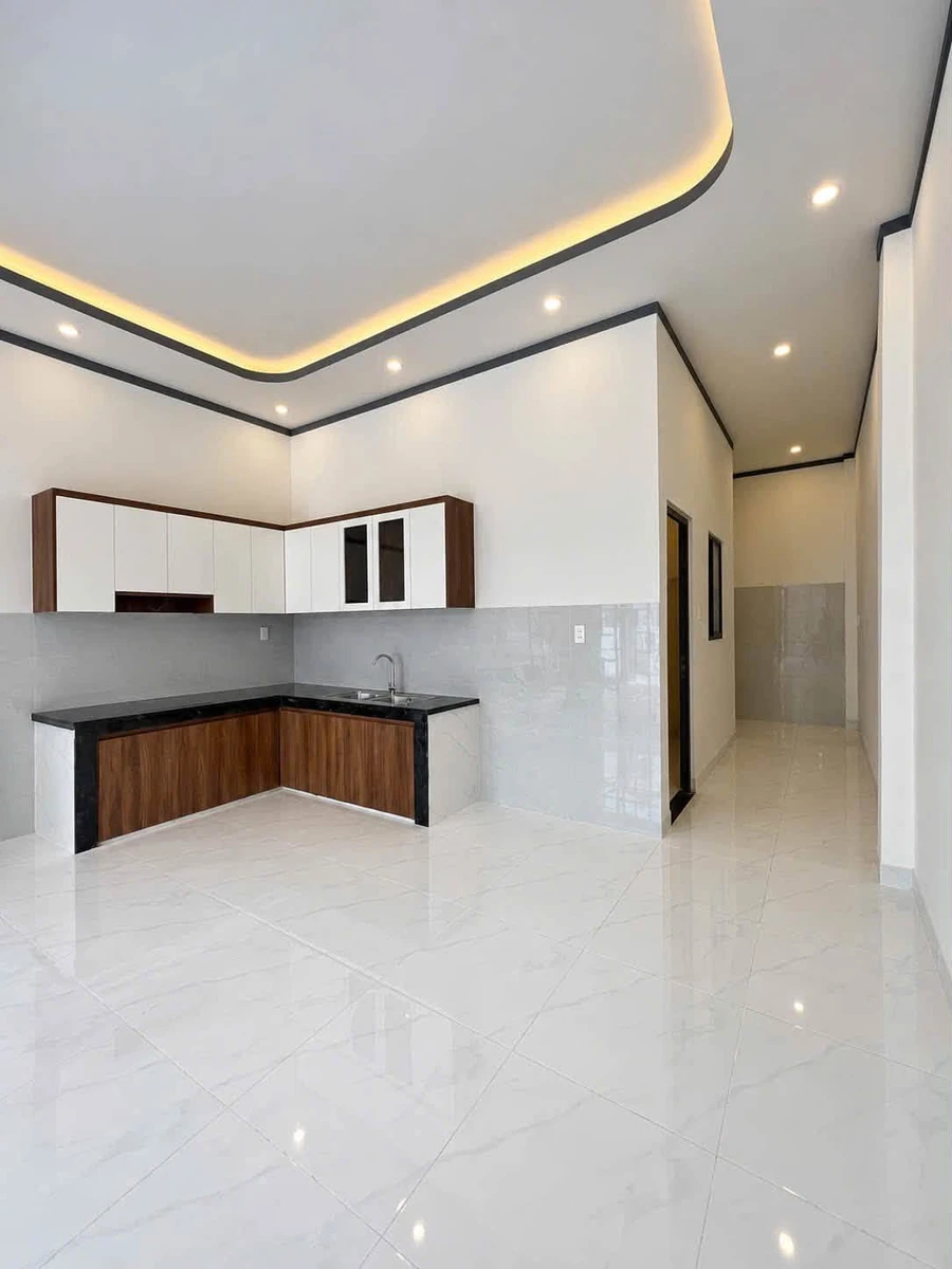 Bán nhà lầu 5x18m Hương Lộ 15 550 triệu, sổ riêng - Ảnh thu nhỏ 5