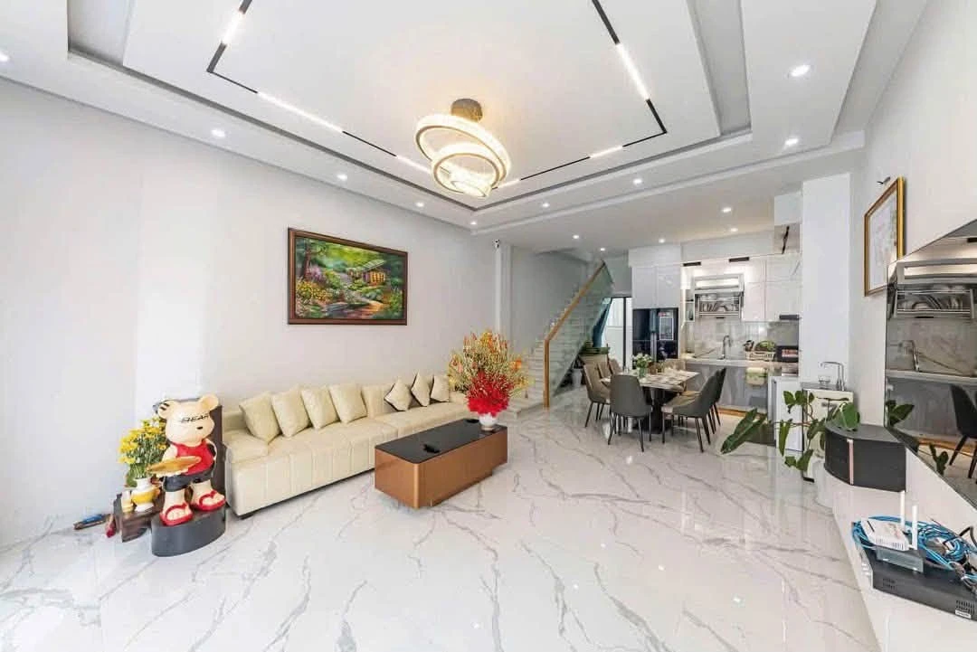 Bán gấp homestay 4 phòng 220m2 đang kinh doanh gần chợ Đà Lạt giá 7,5 tỷ - Ảnh thu nhỏ 4