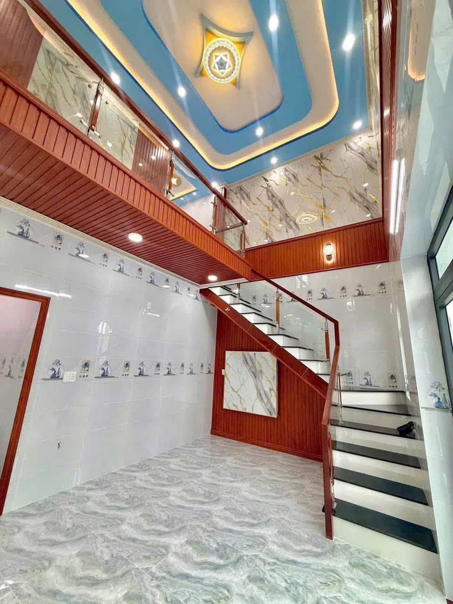 Bán nhà gác lửng 6x22.5m, 3PN, 3WC, góc 2 mặt tiền, Thị Trấn Thủ Thừa, Long An - Ảnh thu nhỏ 3