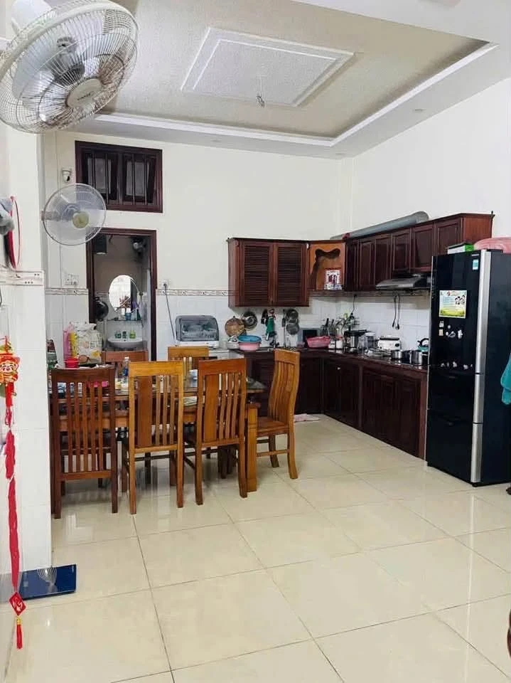 Bán nhà 2 mặt hẻm 90m² đường Ngô Đức Kế, Vũng Tàu, 7,9 tỷ - Ảnh thu nhỏ 3
