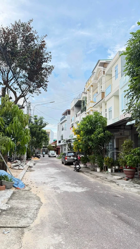 Nhà mặt tiền 60m2, 3 PN, 4 tầng gần cầu Lê Thanh Nghị, Quy Nhơn