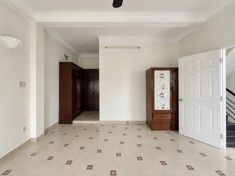 Bán biệt thự sân vườn 99m² gần Metro Nguyễn Hồng Đào 8.8 tỷ - Ảnh thu nhỏ 3