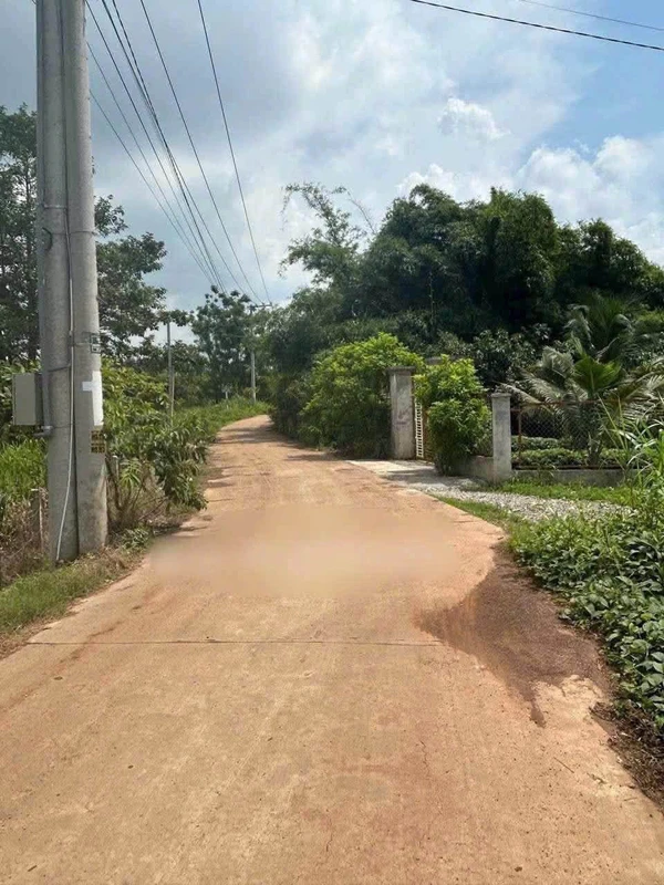 Bán đất nền 1085m² mặt tiền Xuân Lộc, Đồng Nai, 650 triệu