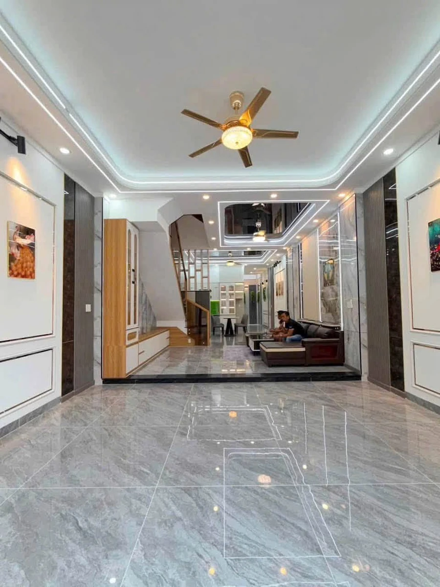 Bán nhà 1 trệt 2 lầu 211m2, Hoàng Minh Chánh, 5.5 tỷ - Ảnh thu nhỏ 2