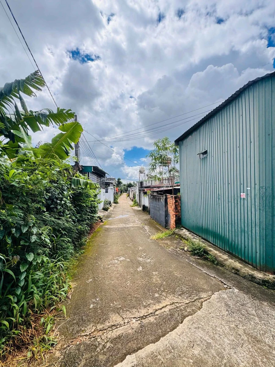 Bán nhà 3 mặt tiền 5x28m Eatu, Buôn Ma Thuột, 2,9 tỷ - Ảnh thu nhỏ 3
