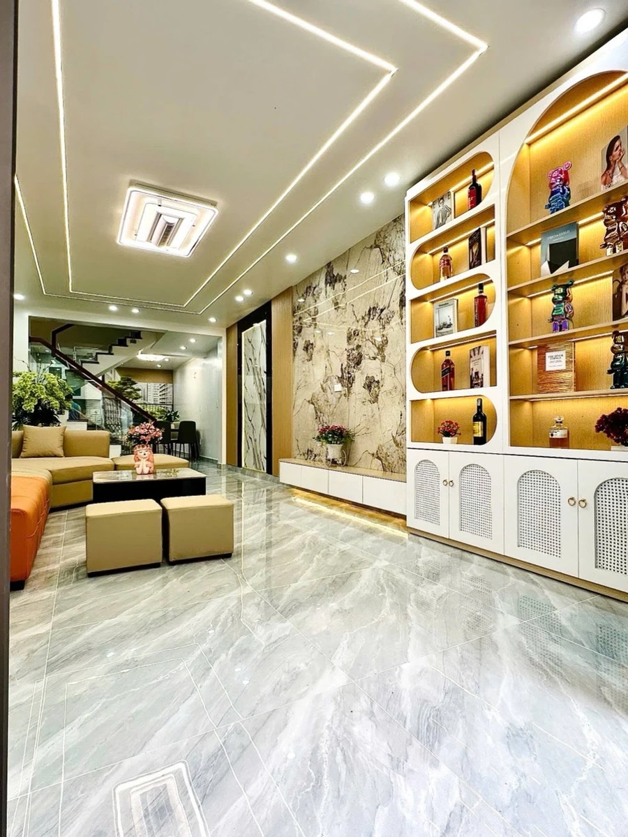 Bán nhà diện tích 70m2 có sân cổng riêng, tặng full nội thất gần Cầu Niệm - Ảnh thu nhỏ 2