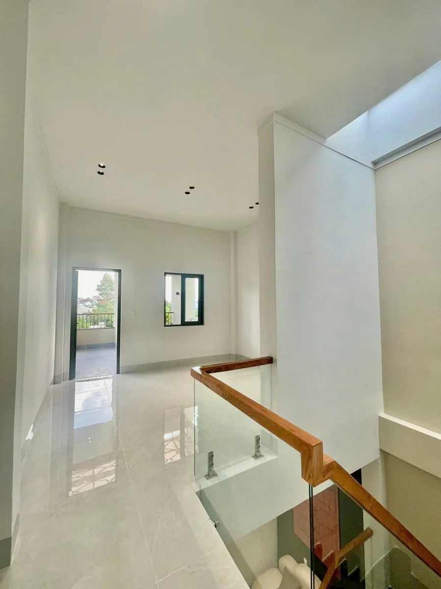 Nhà 1 trệt 2 lầu 186m2 4,25 tỷ Biên Hòa - Ảnh thu nhỏ 5