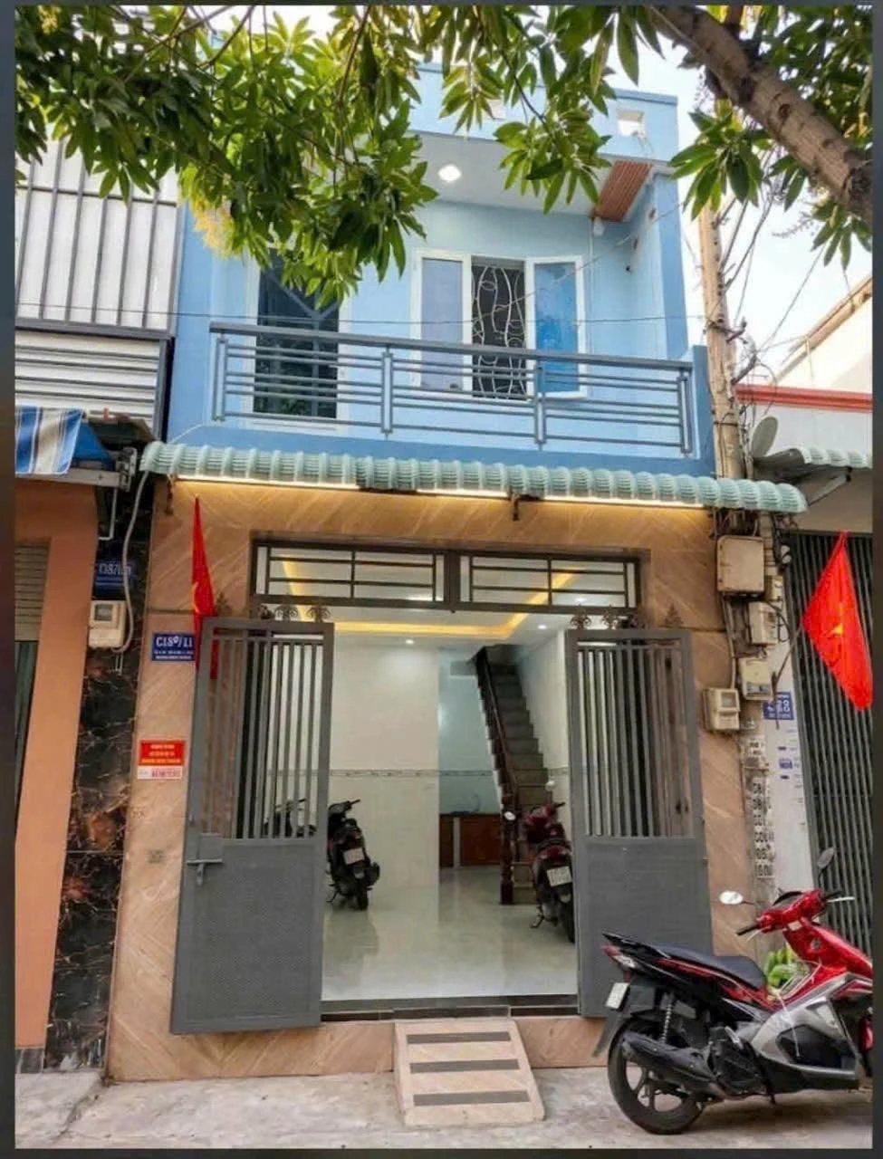 Bán nhà hẻm 6m đường số 6, 32m2, SHR, giá 3,05 tỷ, Bình Chánh giáp Bình Tân - Ảnh 1