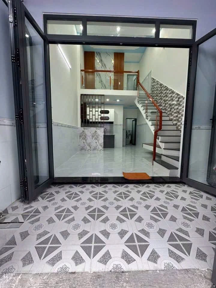 Bán nhà 40m2 2 phòng ngủ 2 WC gần chợ Đoàn Thị Kia, phường Dĩ An giá 1,65 tỷ - Ảnh thu nhỏ 3