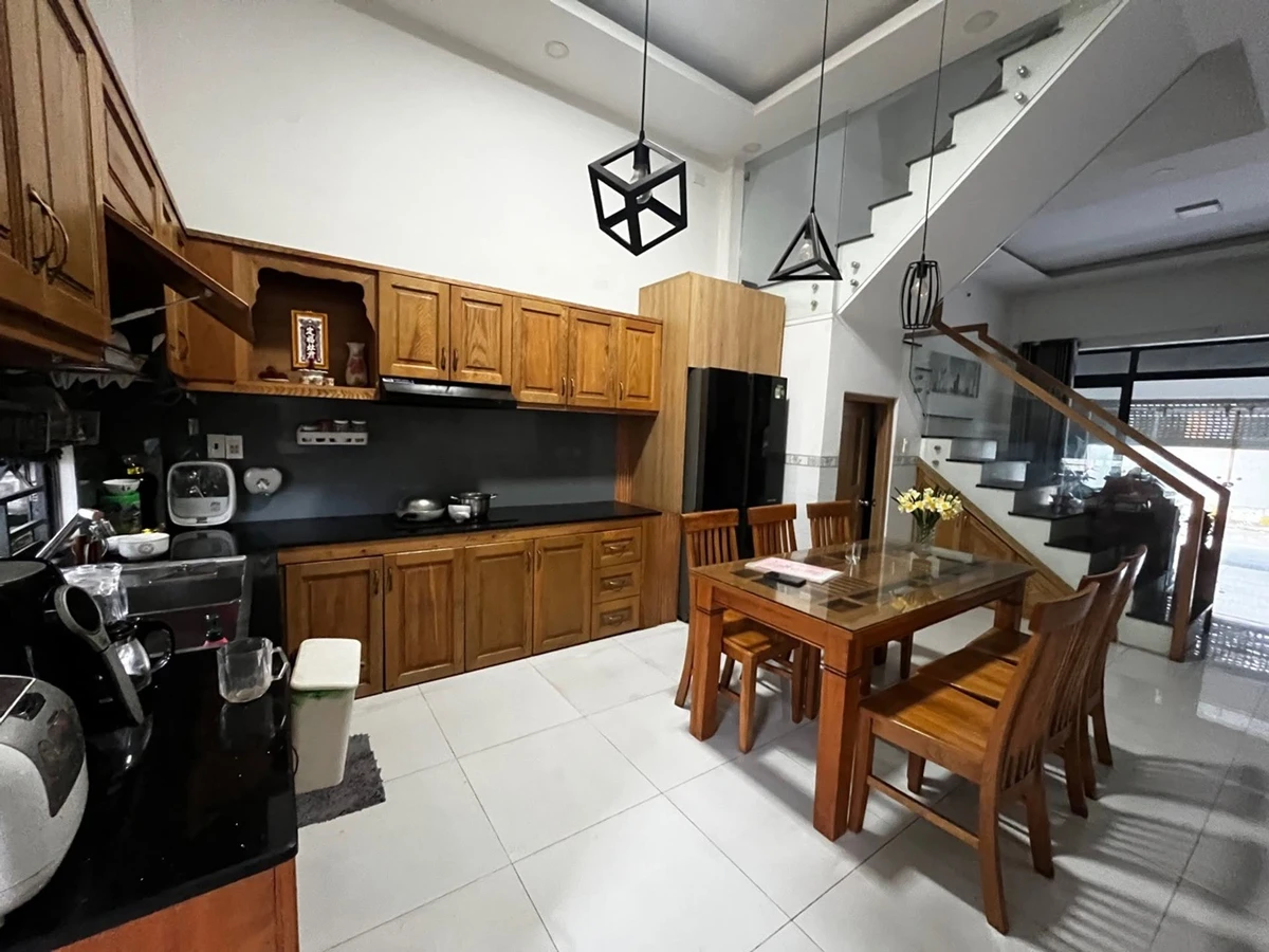 Bán nhà 3 tầng 2 mặt hẻm 8m, 65m², 3PN, Cư xá Xi măng Hà Tiên, giá 8,2 tỷ - Ảnh thu nhỏ 4