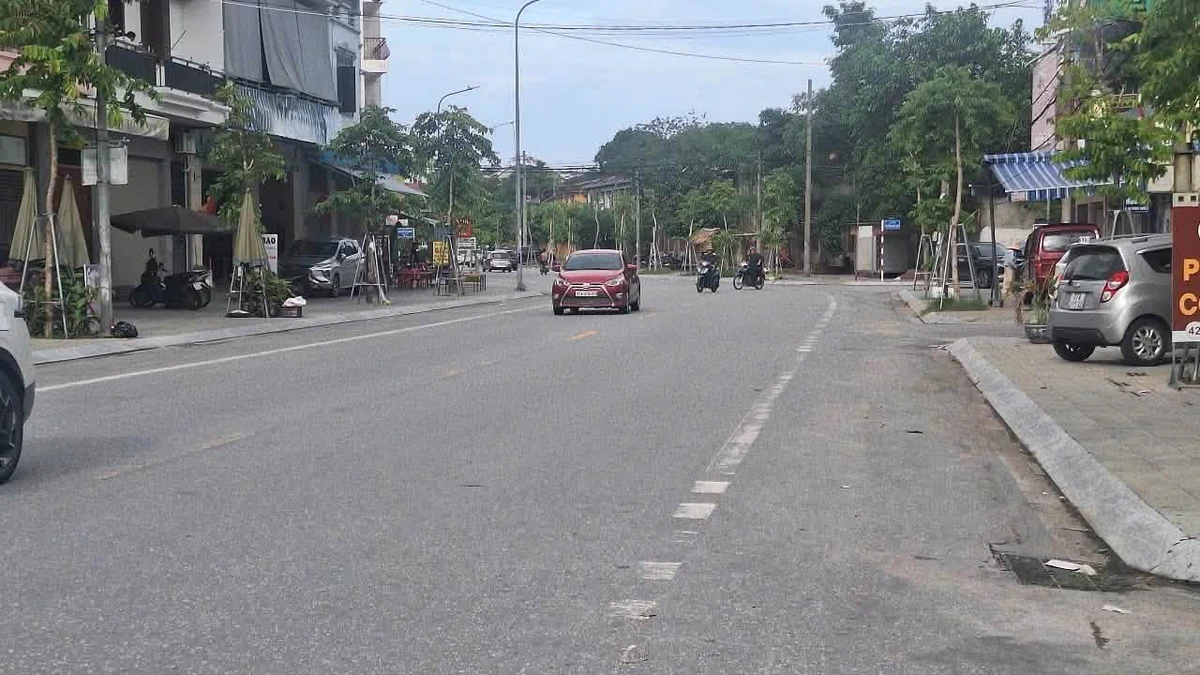 Bán lô đất mặt tiền 9,9m, 112,6m² Tân Bình, 8 tỷ - Ảnh 1