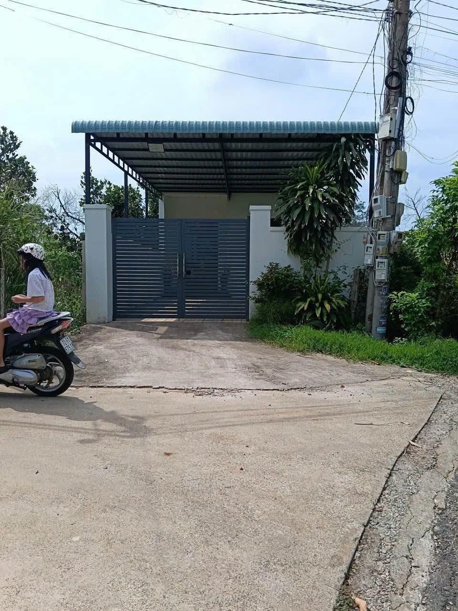 Bán nhà cấp 4 mới 1 phòng ngủ 160m² Nghĩa Thành - Ảnh 1