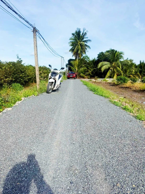 Bán đất thổ cư 500m2 gần ĐT816, sát sông Vàm Cỏ Đông, giá 760 triệu