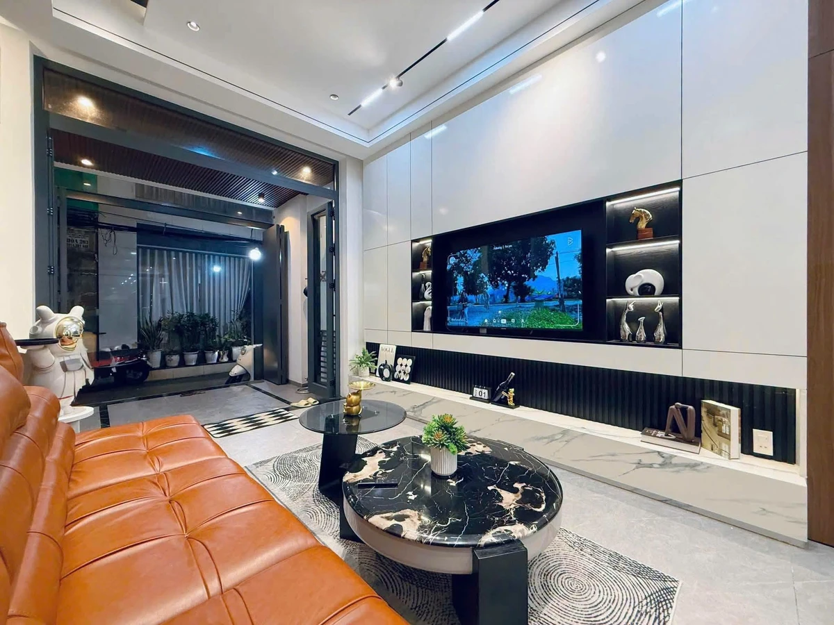 Bán nhà 3 tầng 56m² full nội thất Hải Châu Đà Nẵng - Ảnh thu nhỏ 2