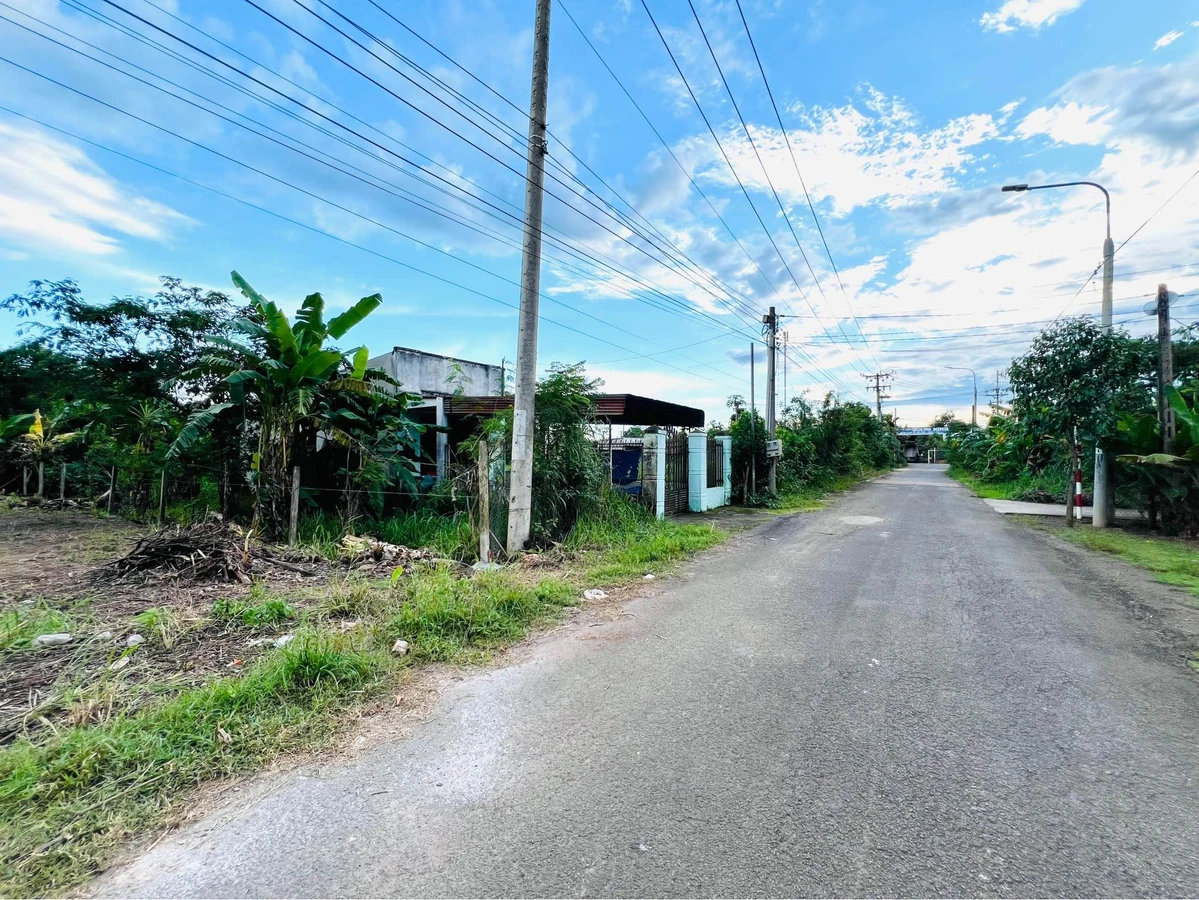 Bán đất mặt tiền Long Khánh 200m², sổ riêng 920 triệu - Ảnh thu nhỏ 2