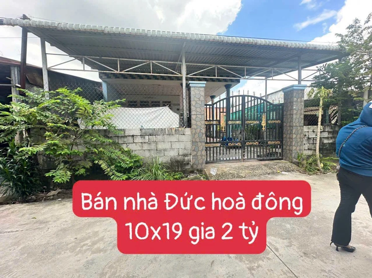 Bán nhà bê tông 10x19m Đức Hòa 2 tỷ - Ảnh 1