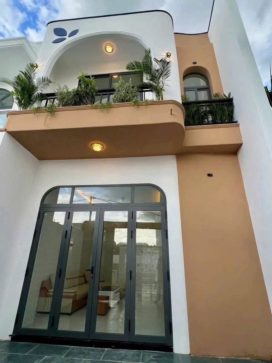 Bán nhà 1 trệt 1 lầu 3 phòng ngủ 108m² Tây Ninh 2.39 tỷ - Ảnh thu nhỏ 2