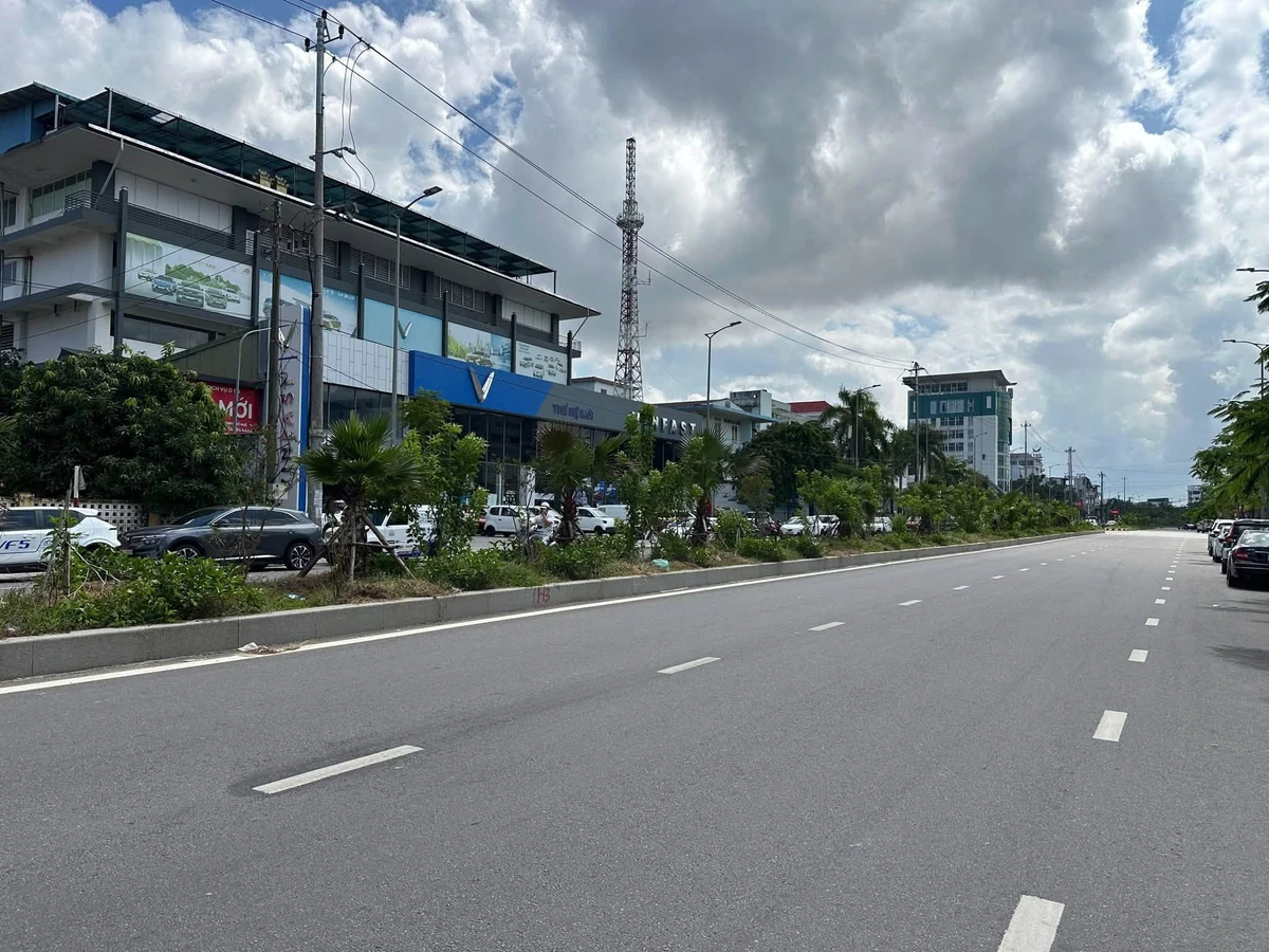 Bán đất mặt tiền Phạm Văn Đồng 250m2 TP Huế giá 2 tỷ - Ảnh thu nhỏ 2