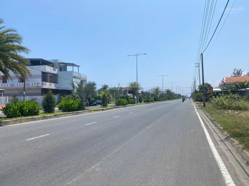 Bán đất 2 mặt tiền trước sau Hùng Vương, Hòa Hiệp Trung, Đông Hòa, Phú Yên, 2176m2, giá 22 tỷ