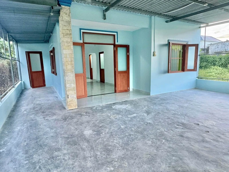 Bán đất tặng nhà 3 PN, 263m2 Suối Lau, Khánh Hòa