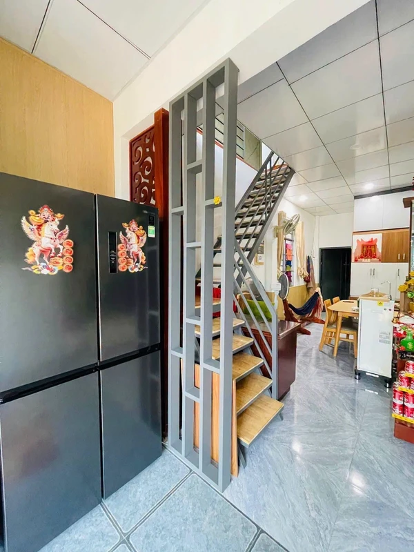 Bán nhà gác lửng 3 phòng trọ Rạch Giá 110m2, giá 1.85 tỷ