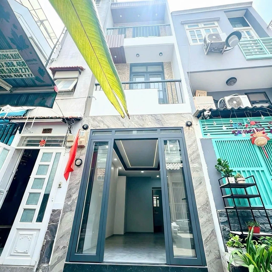 Bán nhà 3 tầng 23,1m² hẻm 4m đường Tôn Đản, Quận 4 giá 5,3 tỷ - Ảnh 1