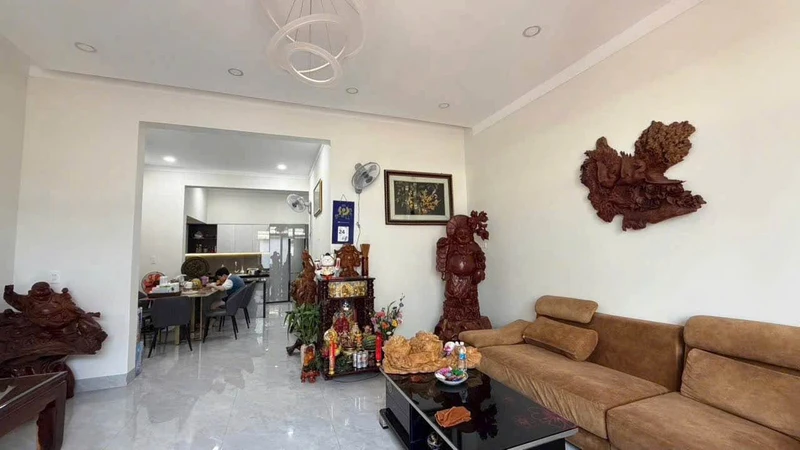 Bán nhà 3PN hẻm 81 Yniksơr, Buôn Ma Thuột, 86.6m², 4.5 tỷ