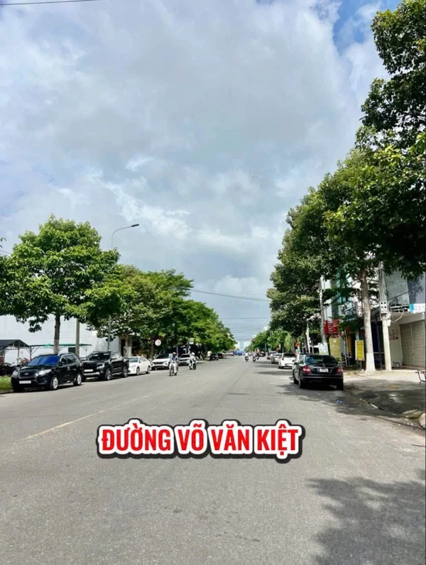 Bán đất mặt tiền Võ Văn Kiệt, 100m2, Phan Thiết