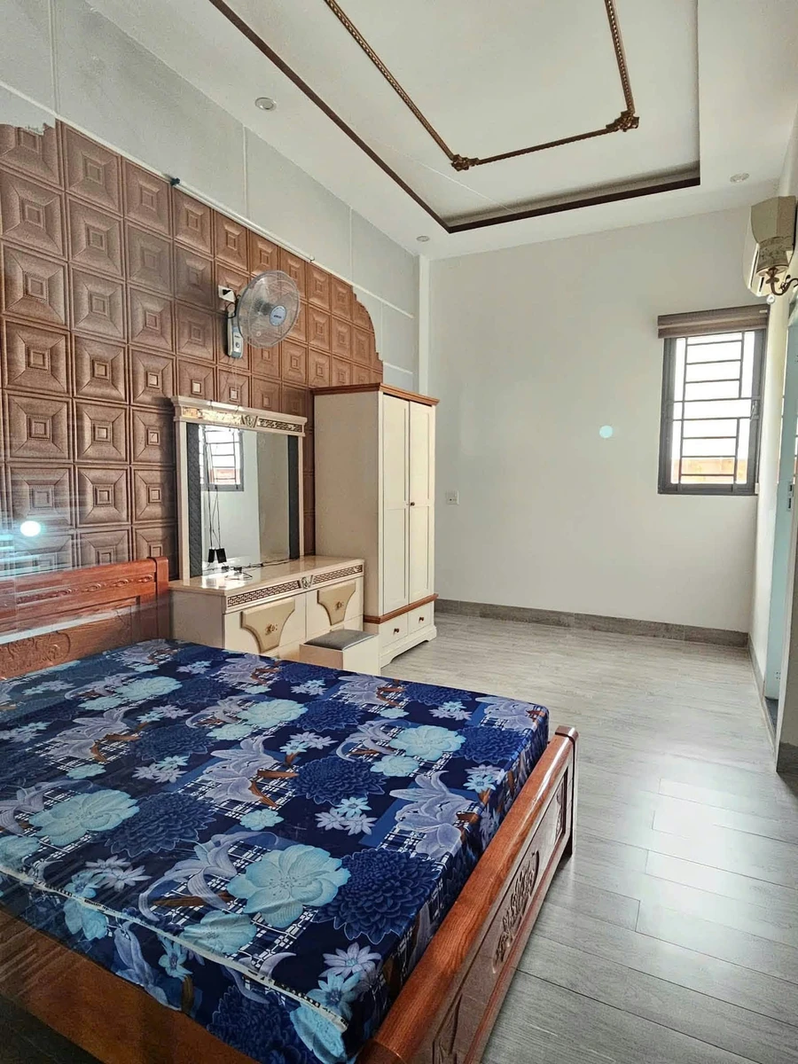 Bán nhà mặt tiền 4 tầng 65,7m² Quang Trung Quy Nhơn 8 tỷ - Ảnh thu nhỏ 4