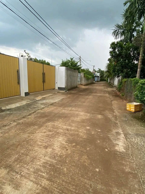 Bán gấp đất mặt tiền đường bê tông 6x26m, 156m2, giá 1,4 tỷ tại Phường Ea Kao, Đắk Lắk