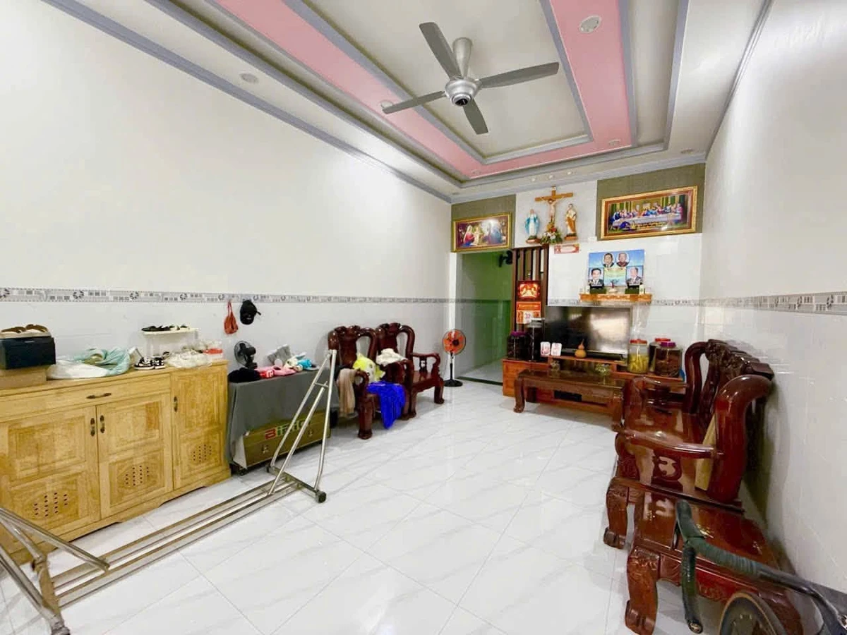 Bán nhà 1 trệt 1 lầu 118m2, 5 phòng ngủ gần chợ Lý Văn Sâm, Phường Tam Hiệp - Ảnh thu nhỏ 3