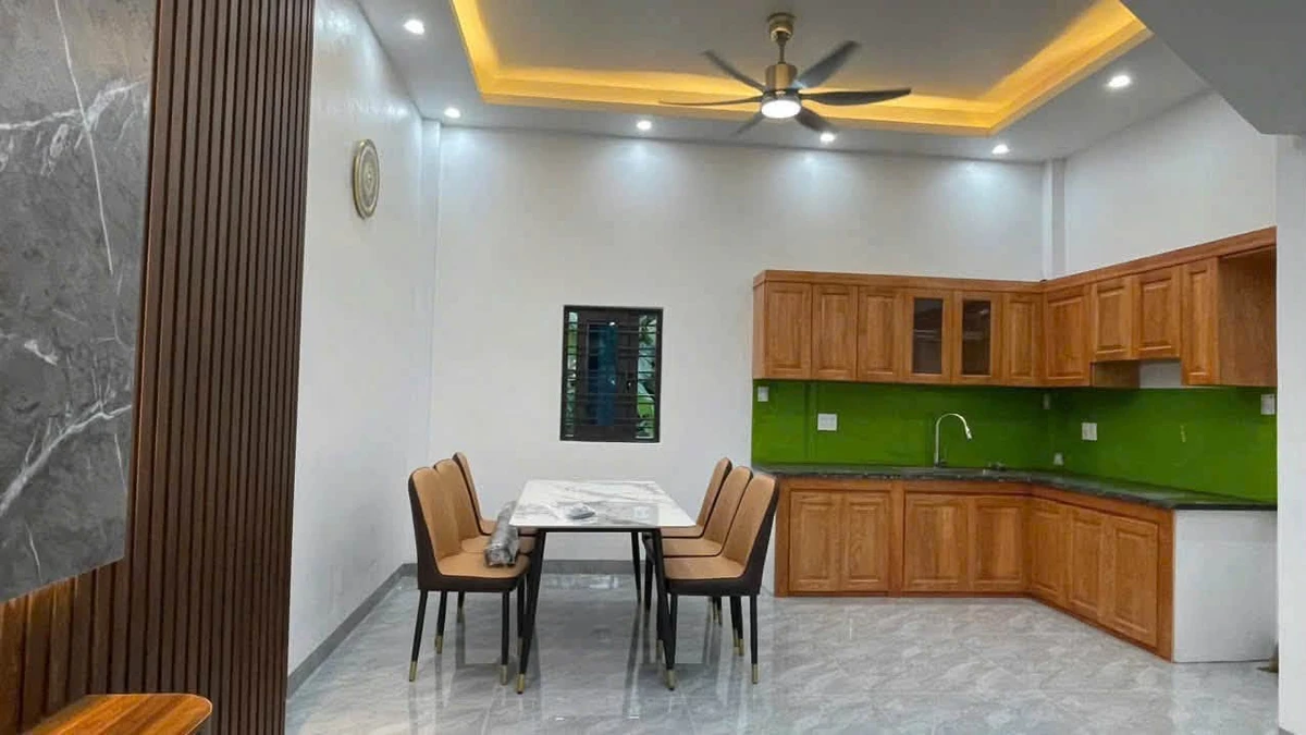 Bán nhà 3 tầng 48m² 1,65 tỷ Quận 7 - Ảnh thu nhỏ 2