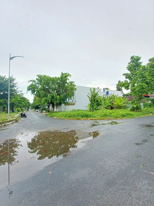 Bán đất lô góc 2 mặt tiền 230,5m² Rạch Giá 4,8 tỷ
