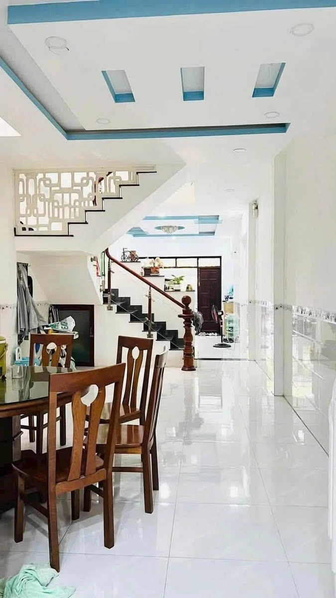 Bán nhà 1 trệt 1 lầu mặt tiền đường Nguyễn Bỉnh Khiêm, Phú Thủy, Phan Thiết, 92m2 - Ảnh thu nhỏ 4