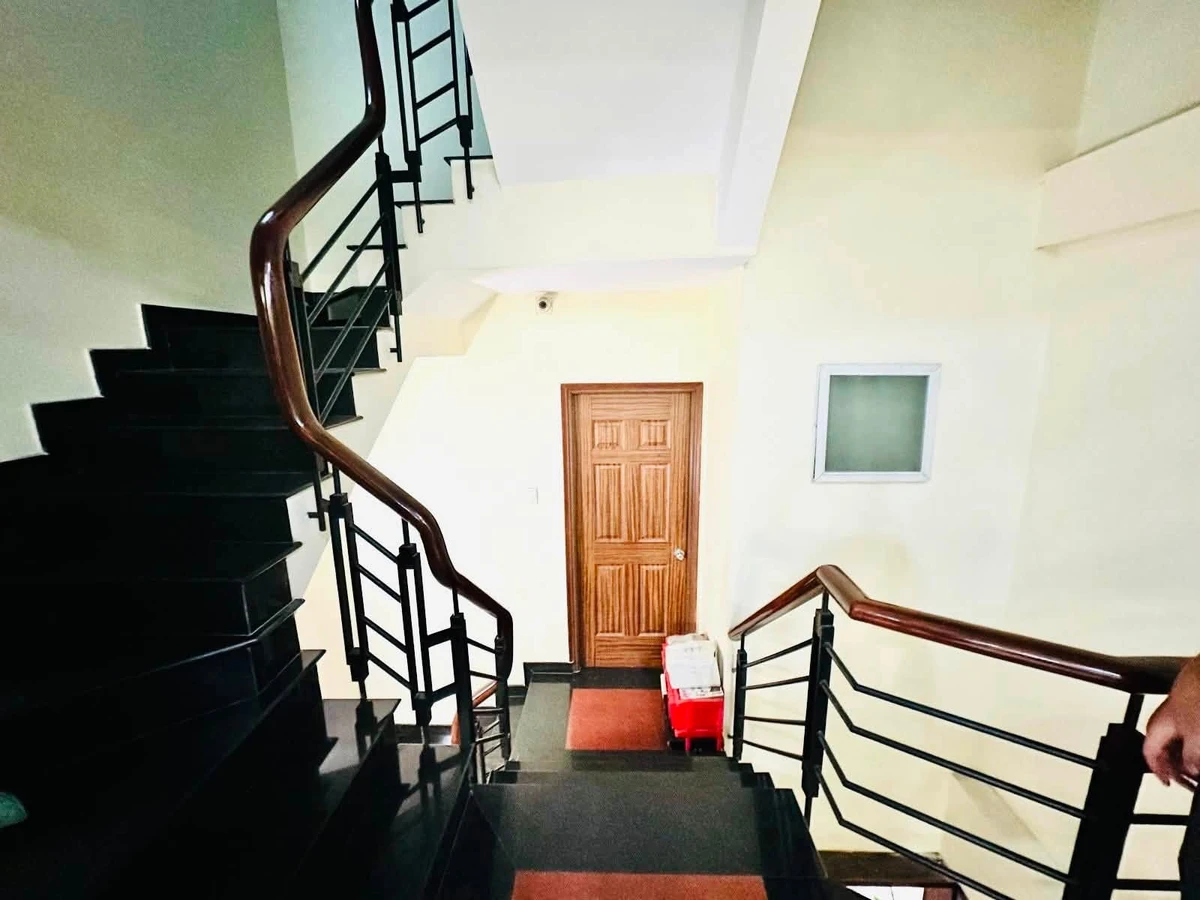 Bán nhà 4 tầng 2 mặt tiền 80m² Quận 12 12.99 tỷ - Ảnh thu nhỏ 4