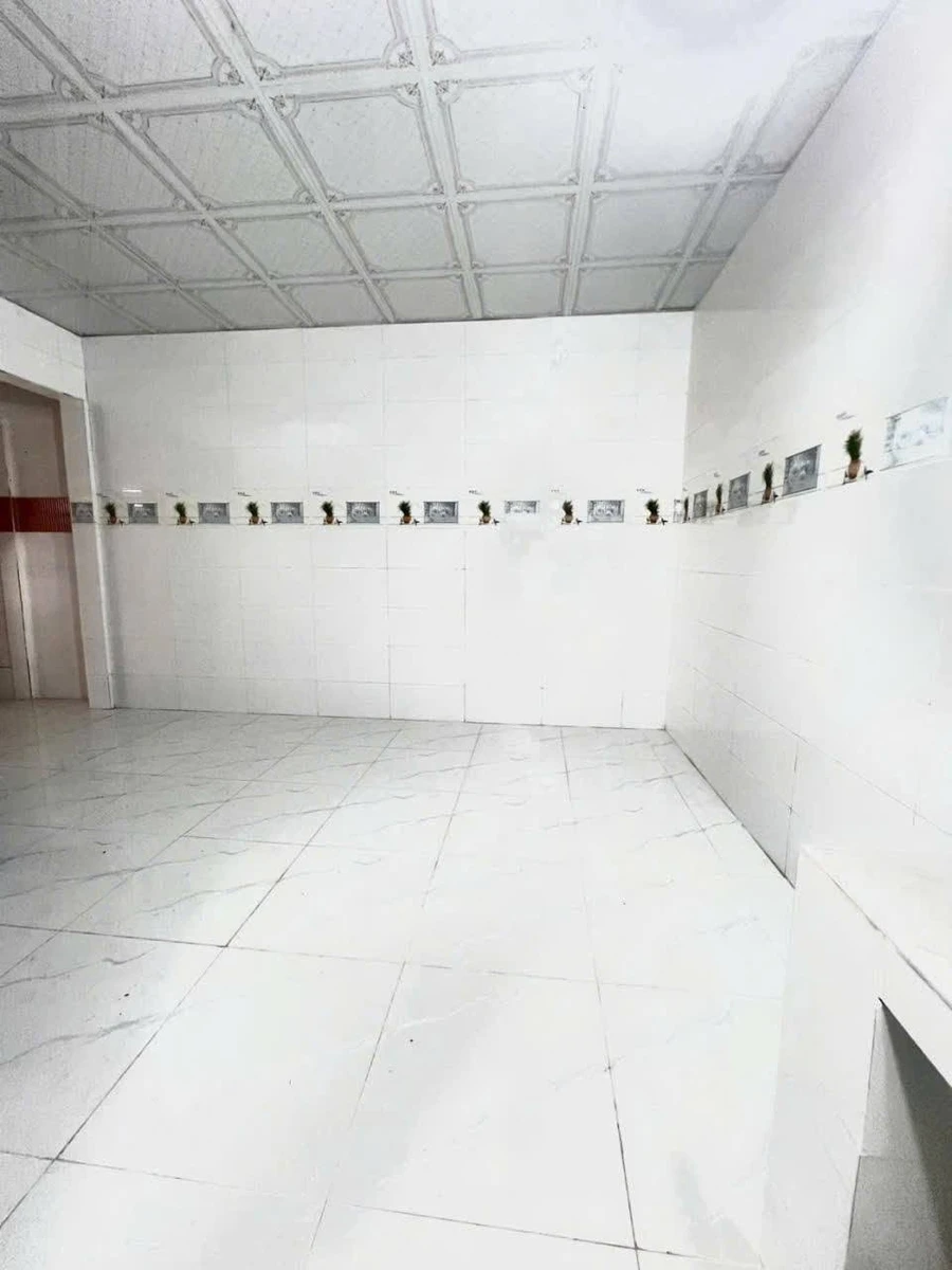 Bán nhà hẻm 60m² 1 phòng ngủ 500 triệu gần chợ Giữa - Ảnh thu nhỏ 2