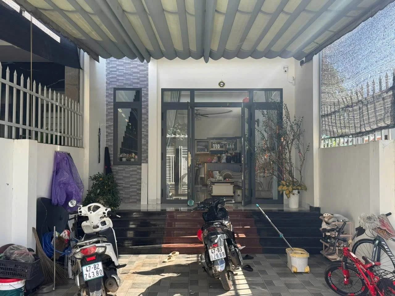 Bán nhà 3PN sân đậu ô tô Ea Kao, Đắk Lắk 3,29 tỷ - Ảnh 1