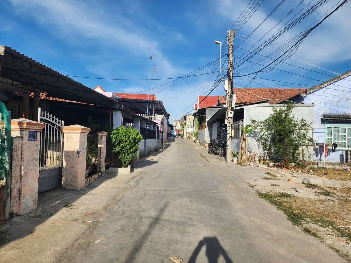 Bán đất nền 50m² gần biển Ninh Hòa giá 17 triệu/m² - Ảnh 1