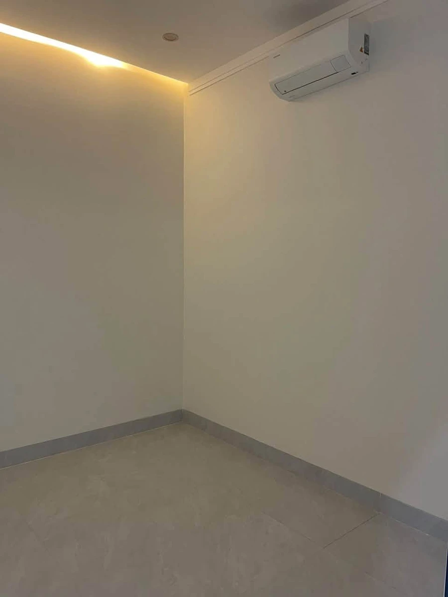 Bán nhà Gò Vấp, hẻm Phạm Văn Đồng, 72.5m2, 3 PN, 1.5 tỷ - Ảnh thu nhỏ 4