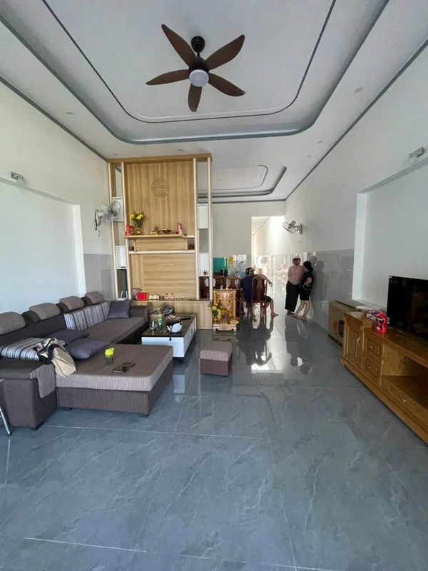 Nhà phố bán Buôn Ma Thuột 5m×37m 3 tỷ 150 Tân An