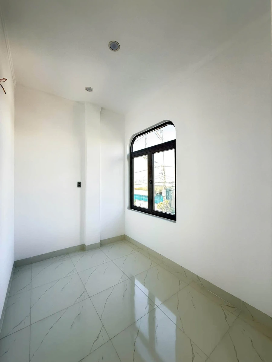 Bán nhà mặt tiền Lý Chính Thắng 105m² 1 tỷ 750 triệu Quận 7 - Ảnh thu nhỏ 3